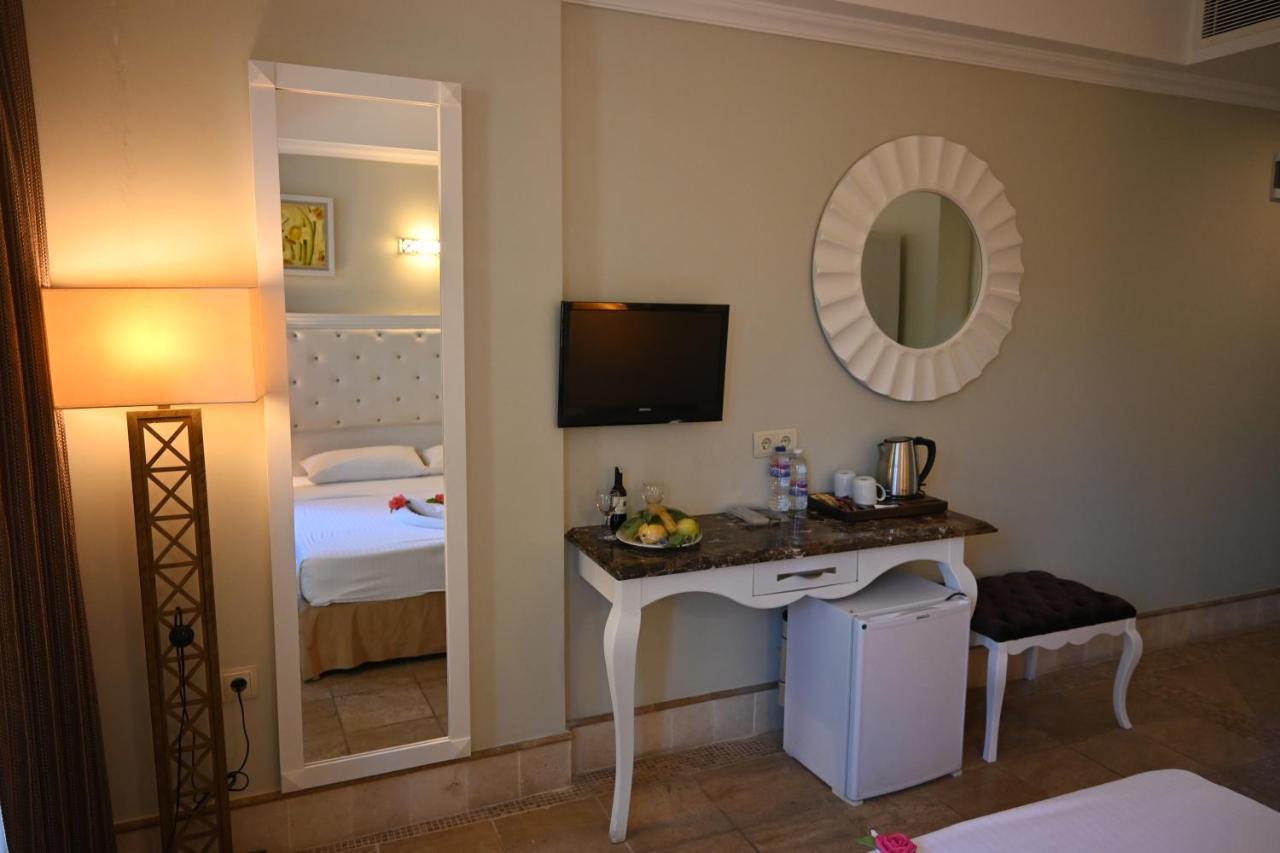 Telmessos Select Hotel - Adult Only Ölüdeniz Buitenkant foto