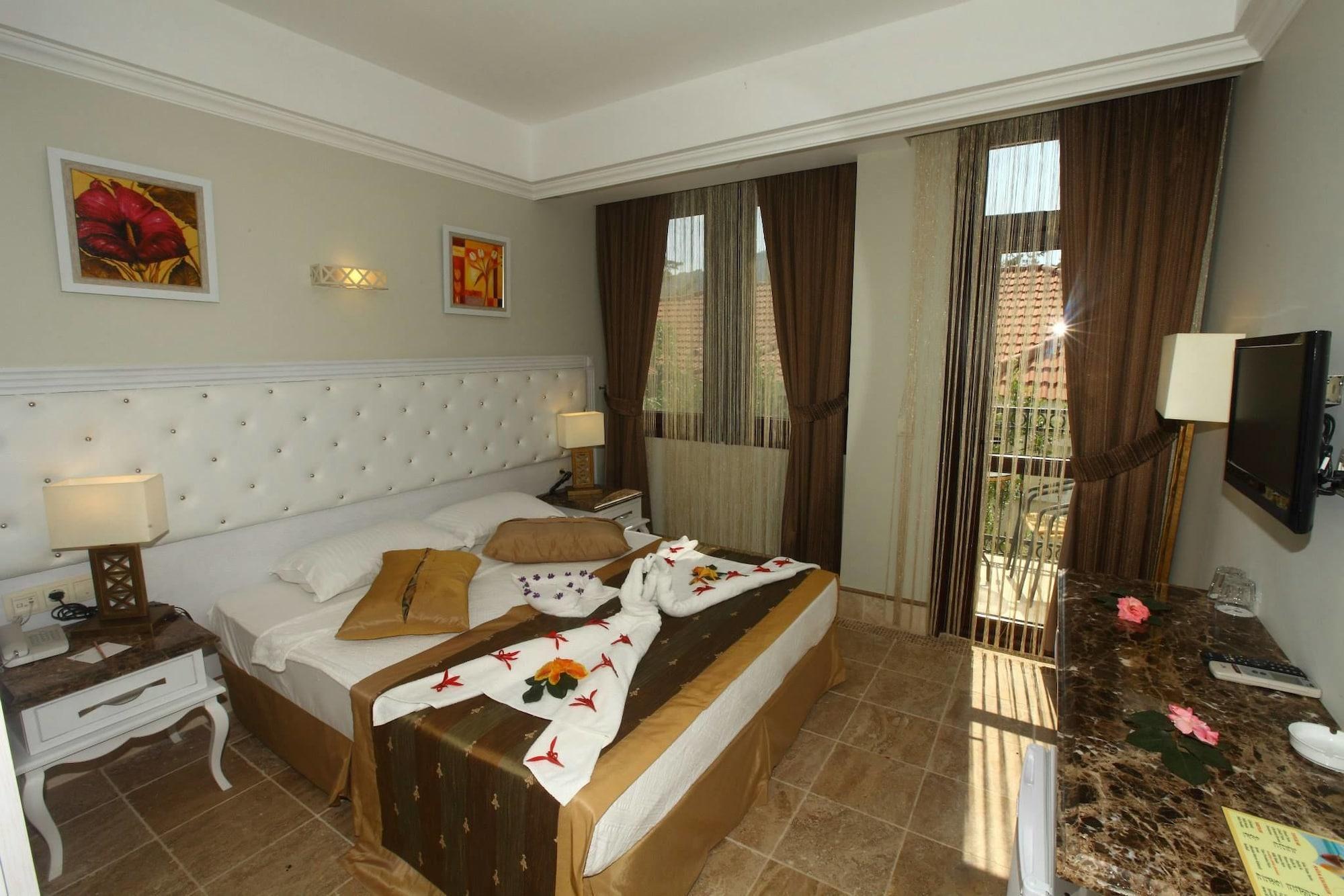 Telmessos Select Hotel - Adult Only Ölüdeniz Buitenkant foto