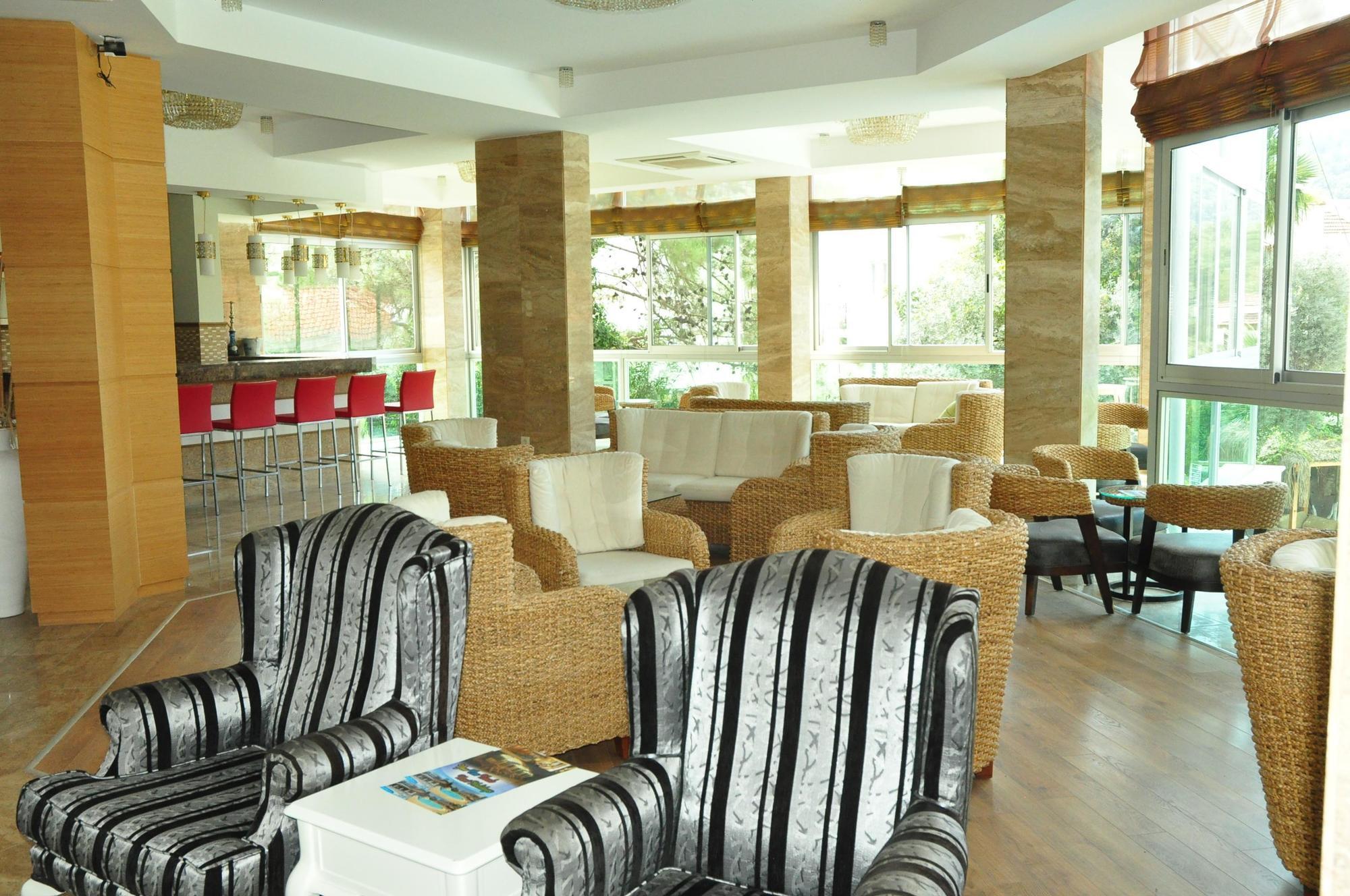 Telmessos Select Hotel - Adult Only Ölüdeniz Buitenkant foto