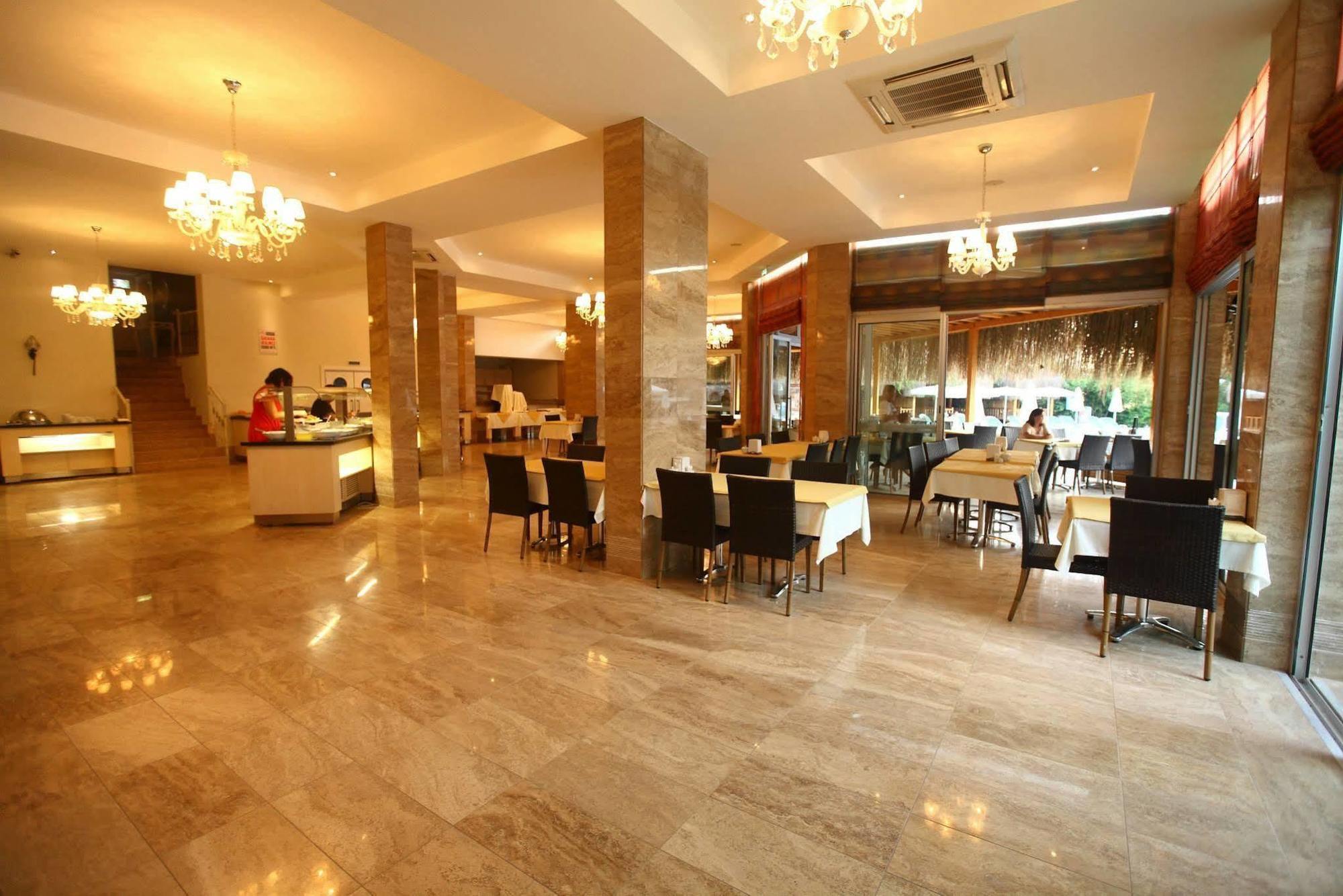 Telmessos Select Hotel - Adult Only Ölüdeniz Buitenkant foto